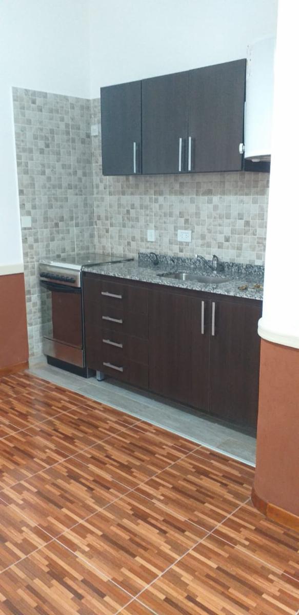 PH EXCELENTE, HECHO A NUEVO. DETALLES DE CATEGORIA. SOLO USO PROFESIONAL. IDEAL CONSULTORIO MEDICO, ODONTOLOGICO, JURIDICO.