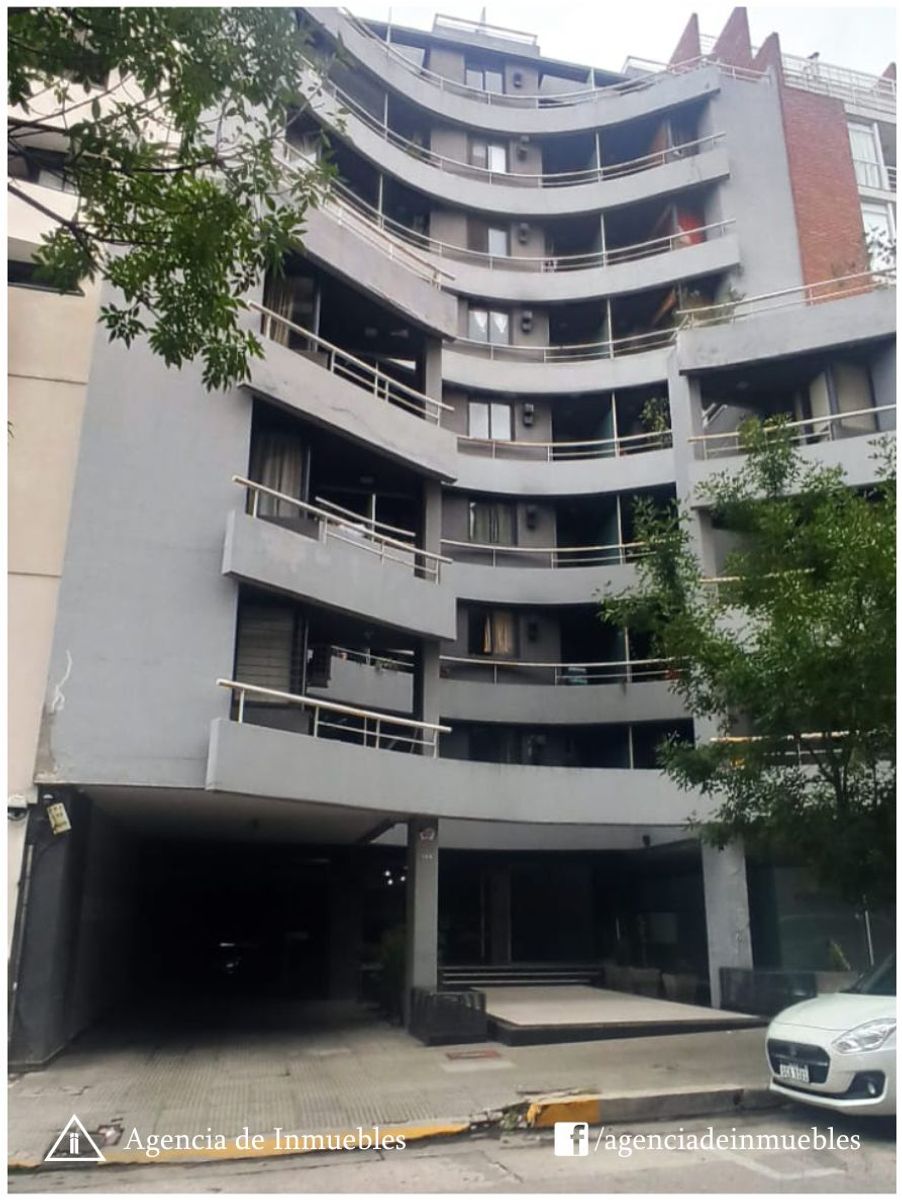 ALQUILA: Cochera en Barrio Nueva Cordoba / Portón Automático