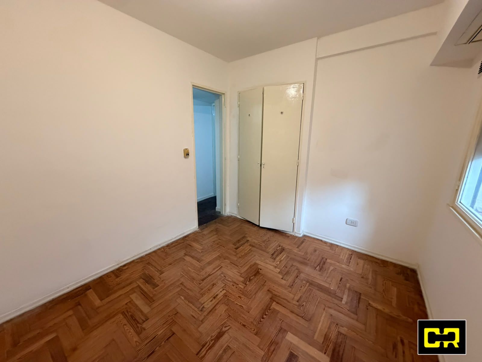 Departamento de 3 ambientes en venta en Floresta.