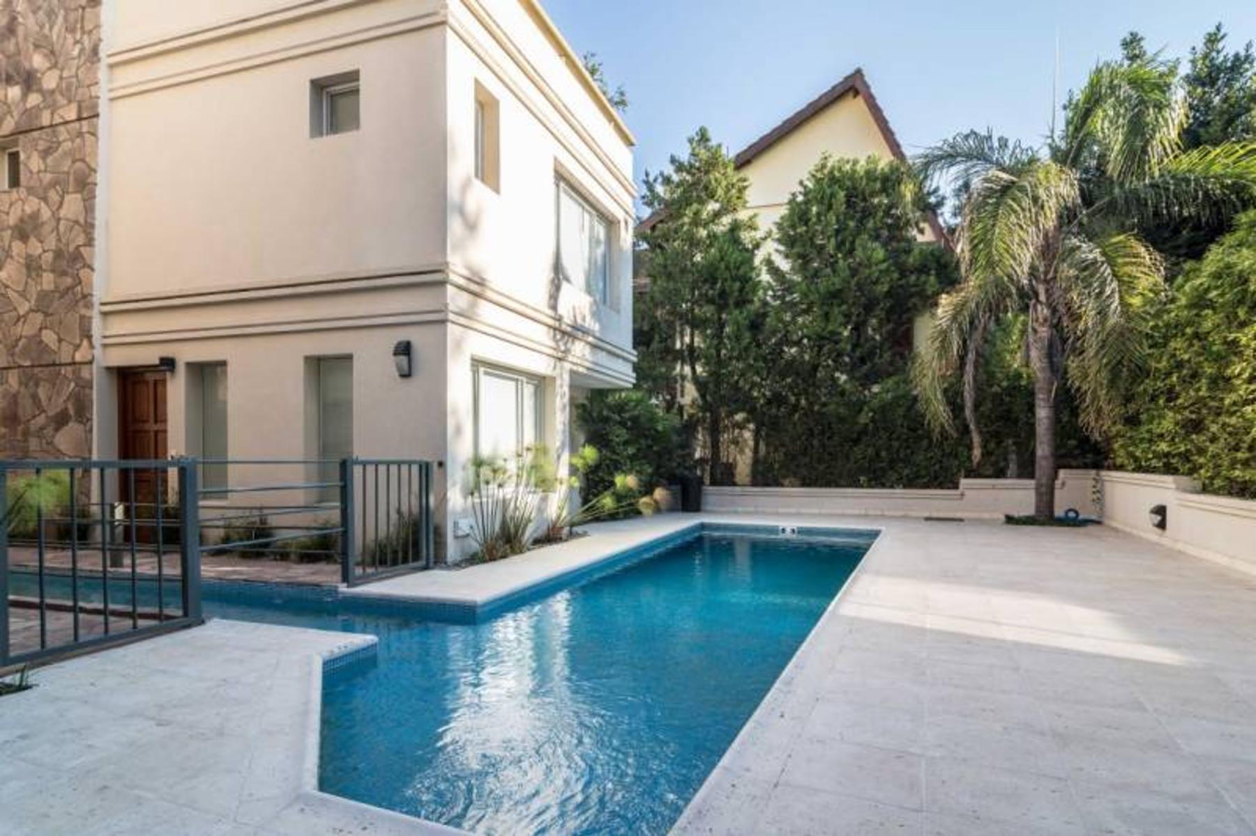 Excelente Depto Pinamar Con Piscina