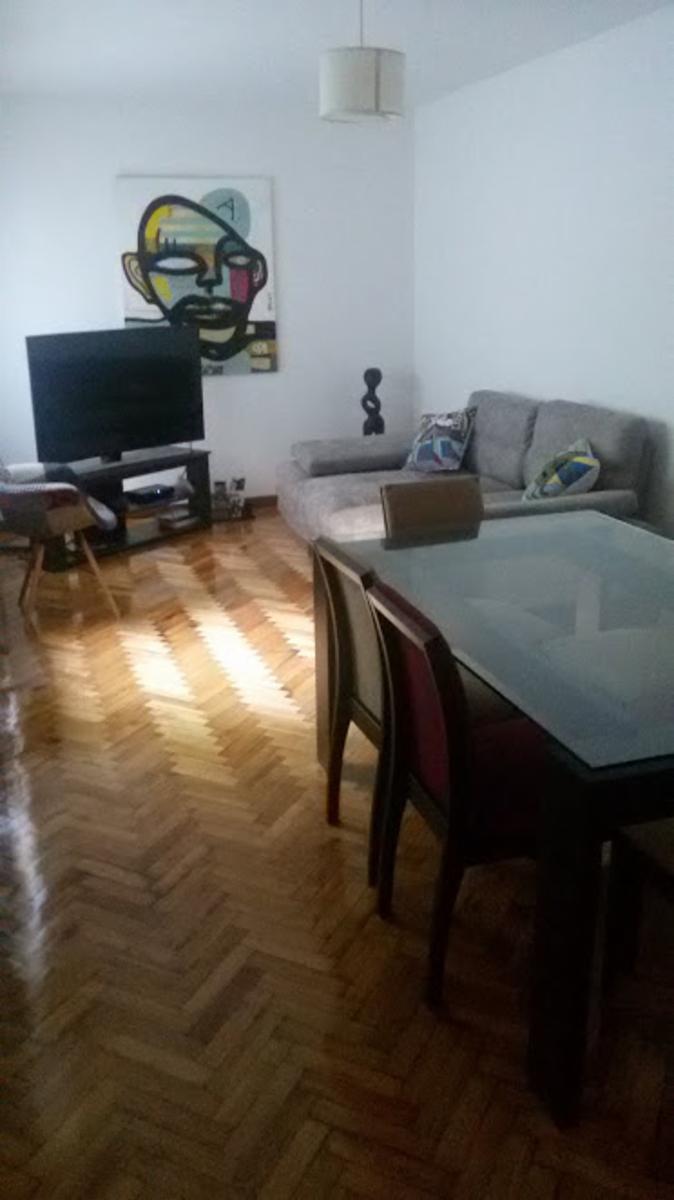 Excelente departamento de 2 ambientes + dependencia. Libertador y Oro