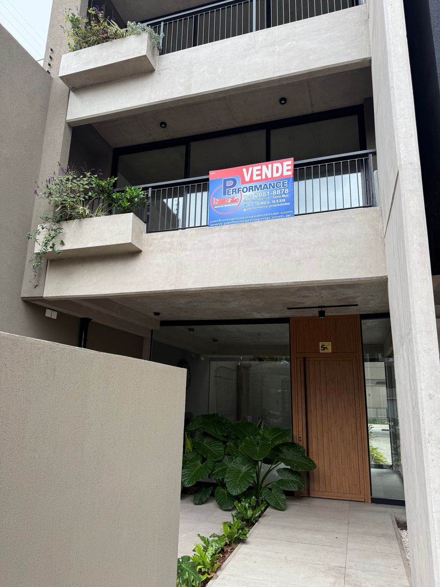 DEPARTAMENTO A ESTRENAR DOS AMBIENTES DE CATEGORIA A MEDIA CUADRA DE AVDE MAYO CON AMENETIES