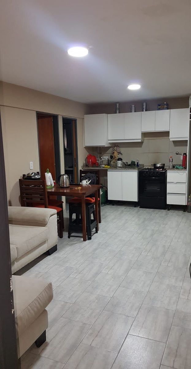 VENTA - DEPARTAMENTO 2 AMBIENTES CON COCHERA MORON