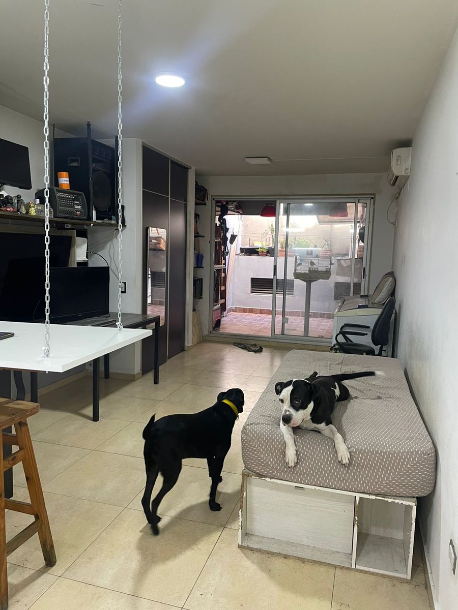 Venta - Departamento 2 Ambientes con Patio Villa Pueyrredon