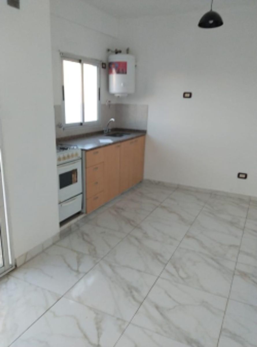 ALQUILER DEPARTAMENTO 2 AMBIENTES CON BALCON Y TERRAZA