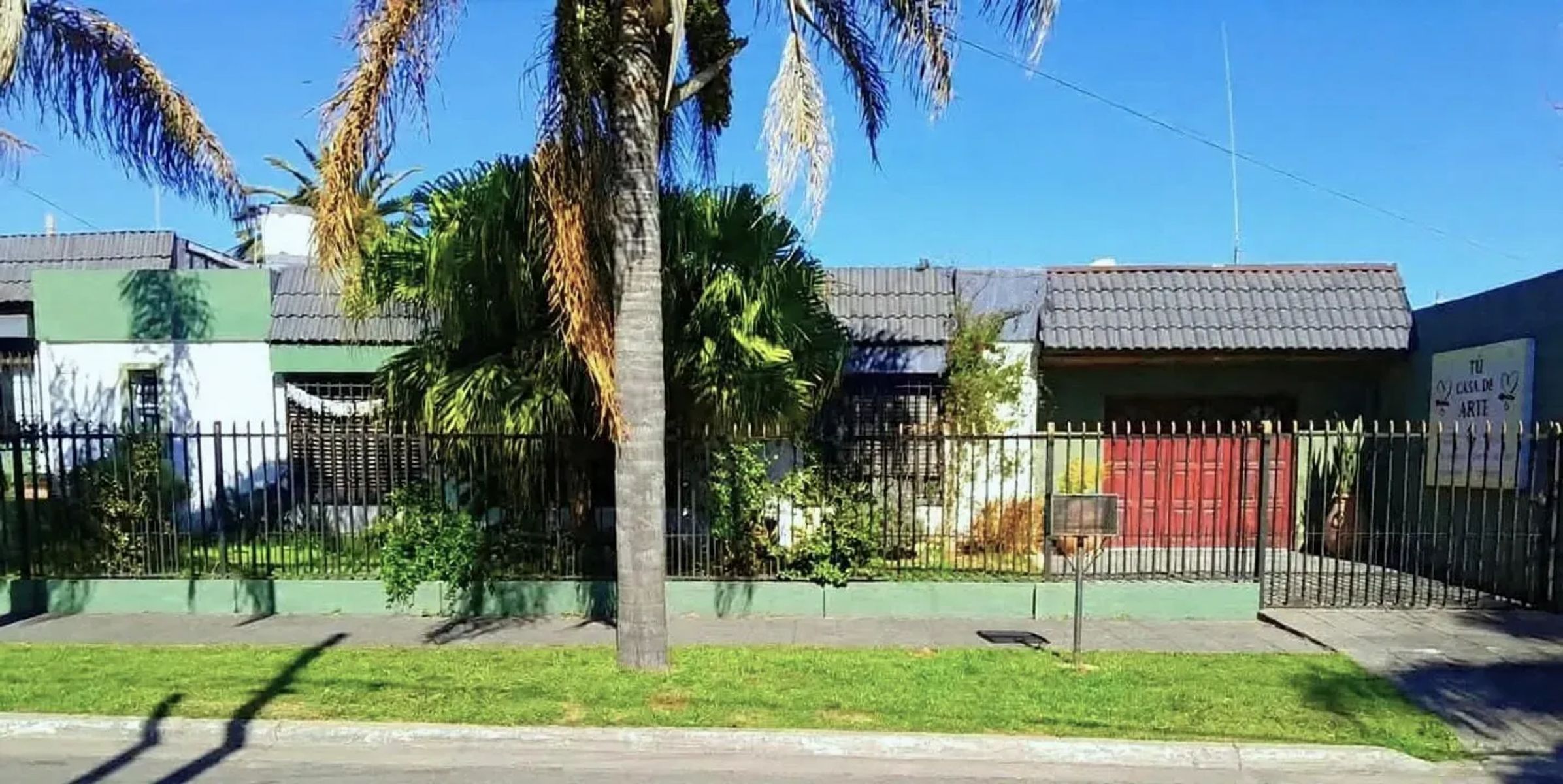 Venta - Casa 6 Ambientes Con Plieta Quincho y Cochera Ituzaingo