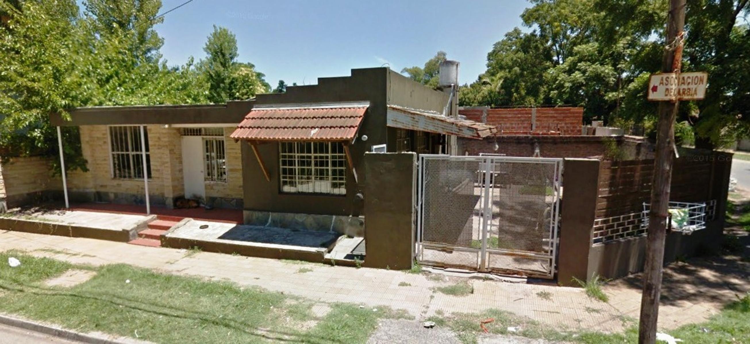 Casa en Venta Paso del Rey Norte  CASA A RESTAURAR.