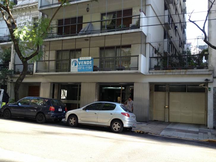 Semipiso con dos grandes patios aterrazados