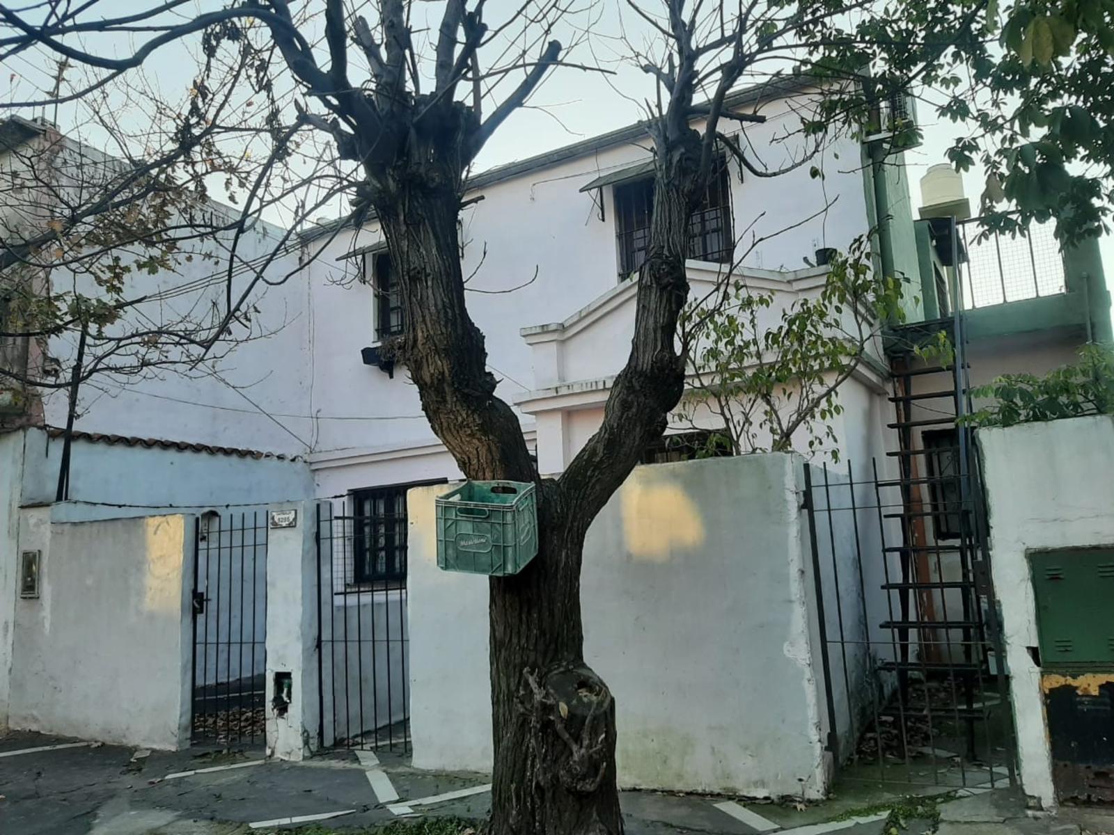 VaqueraPropiedades vende 3PH en block en San Fernando.