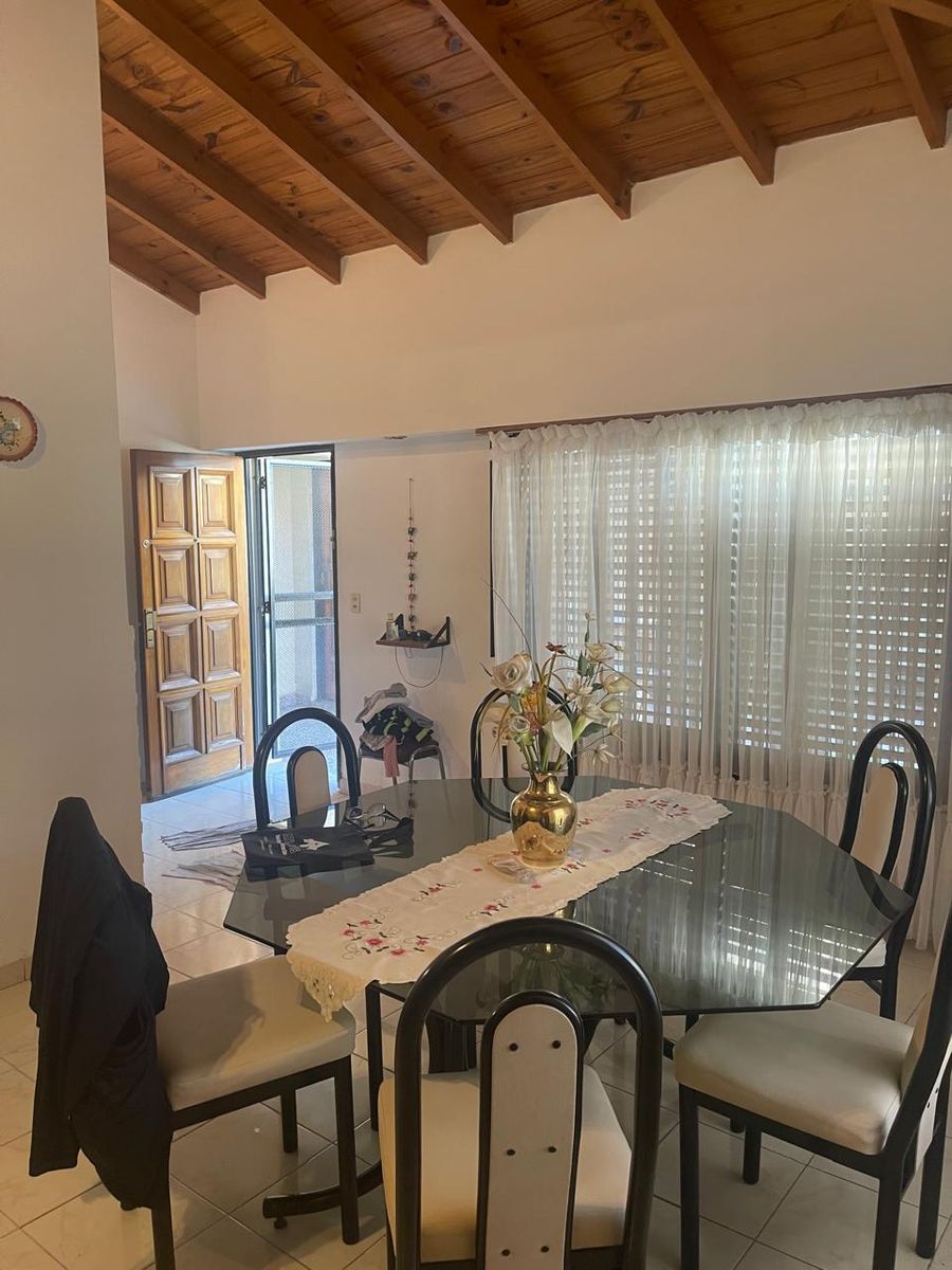 SE VENDE VIVIENDA MULTIFAMILIAR EN SAN JUSTO