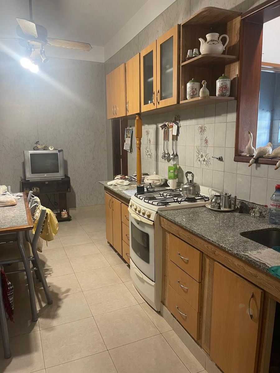 SE VENDE VIVIENDA MULTIFAMILIAR EN SAN JUSTO