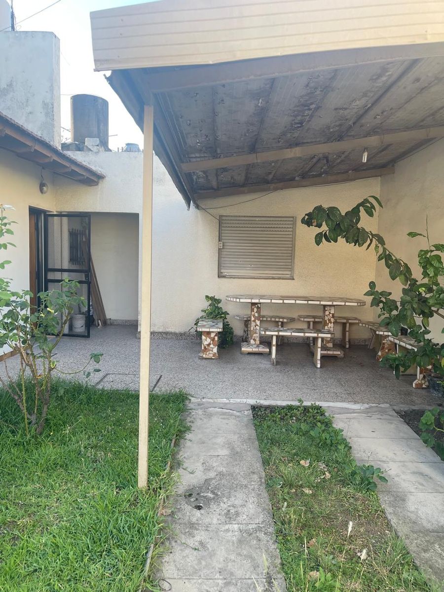 SE VENDE VIVIENDA MULTIFAMILIAR EN SAN JUSTO