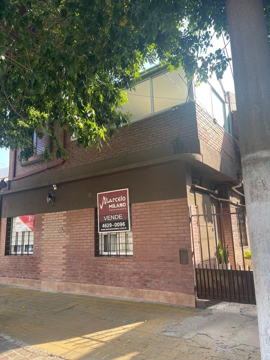 SE VENDE PH 3 AMBIENTES EN MORON