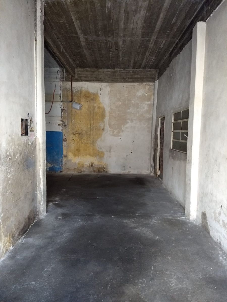 CASA EN VENTA 4 AMBIENTES EN VILLA LUZURIAGA