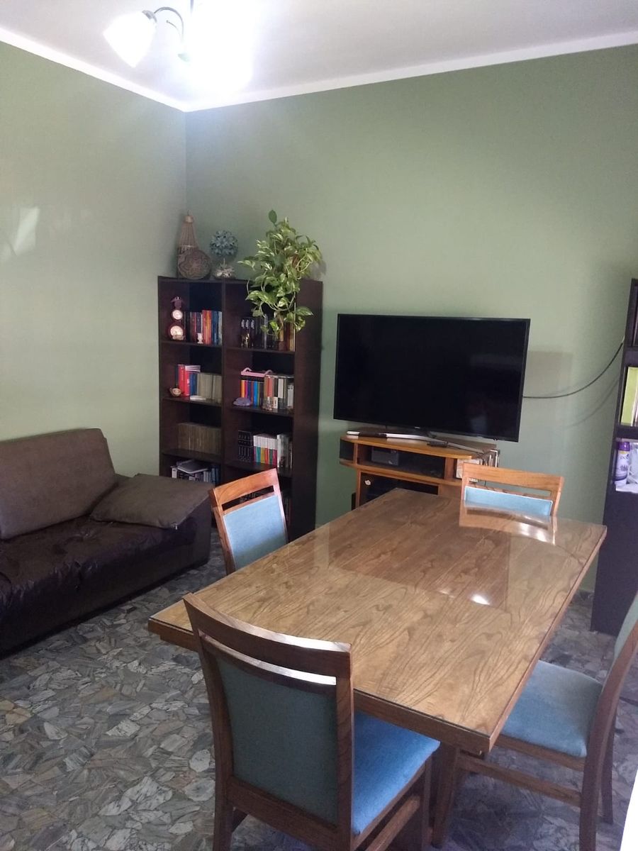 CASA EN VENTA 4 AMBIENTES EN VILLA LUZURIAGA