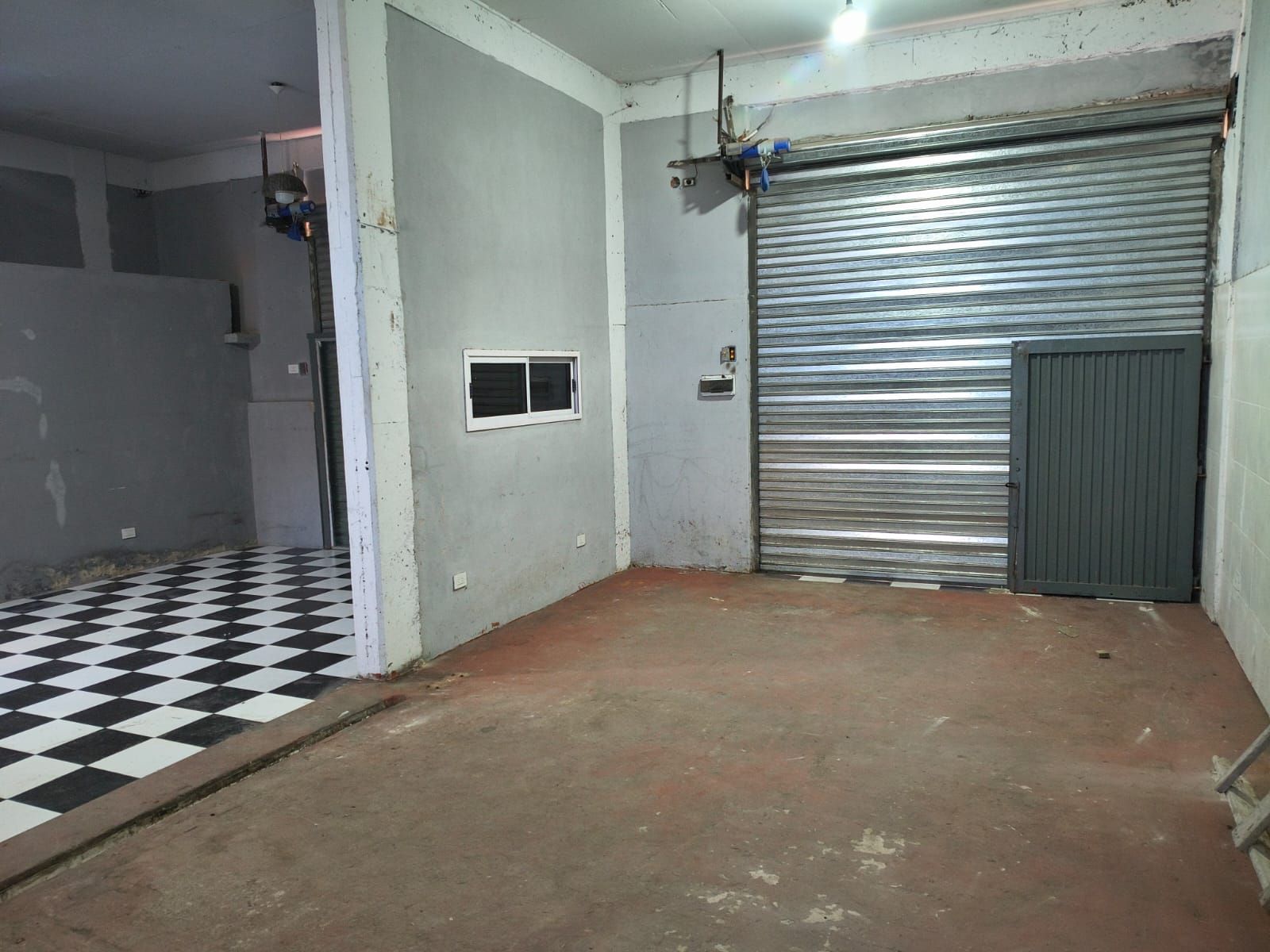 LOCALES SOBRE ILLIA 3847-SAN JUSTO