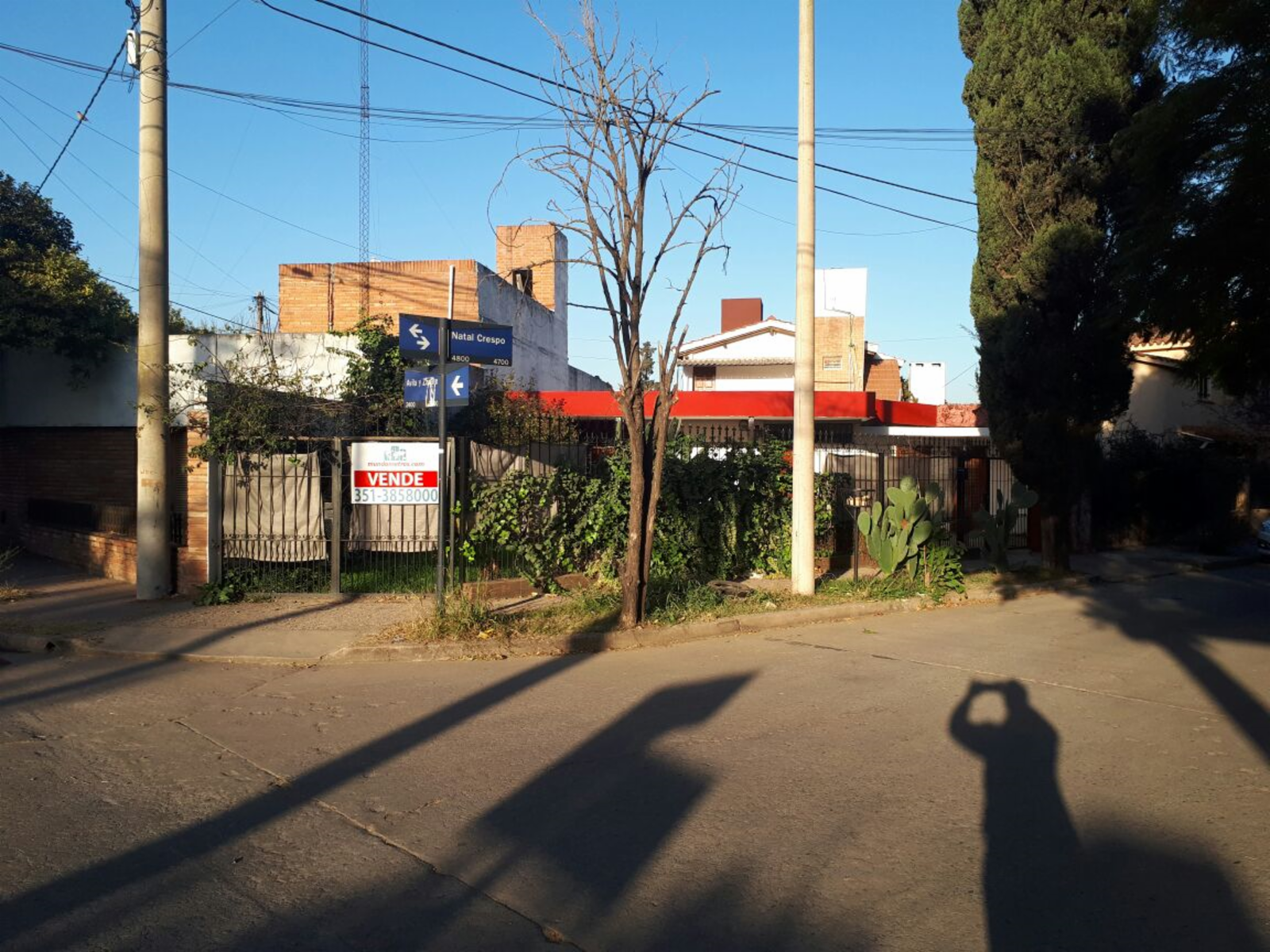 CASA 4 DORMITORIOS CERRO DE LAS ROSAS EN OPORTUNIDAD