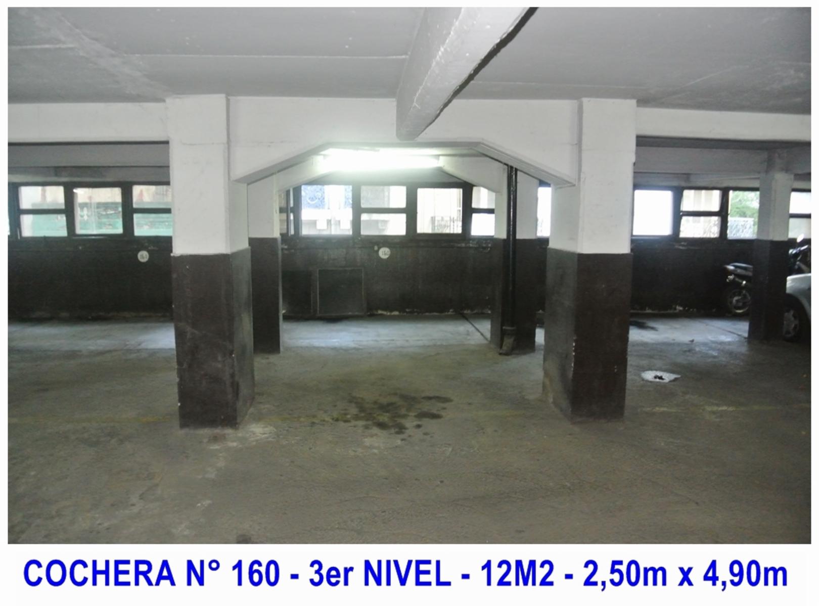 VENTA COCHERA FIJA CUBIERTA MICROCENTRO