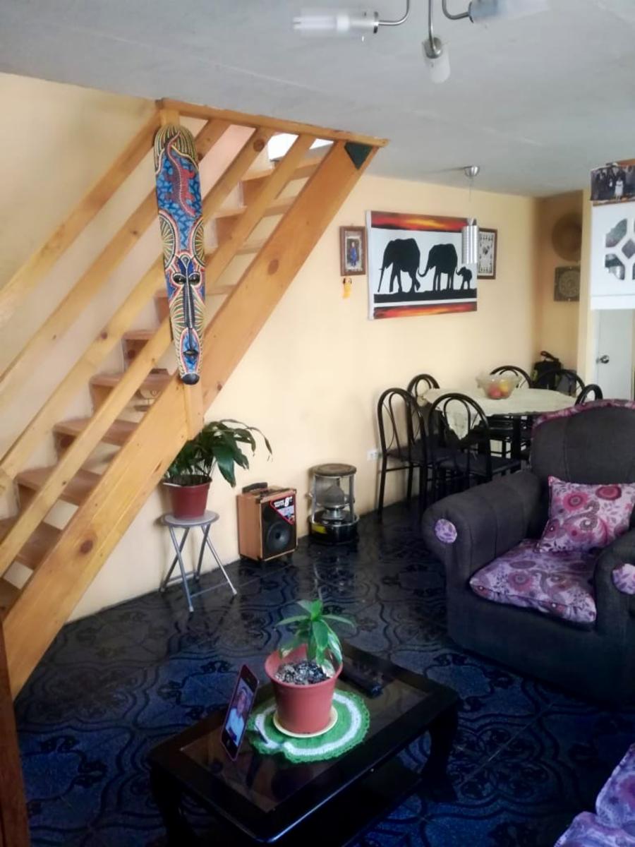 DUPLEX EN PLANTA BAJA
