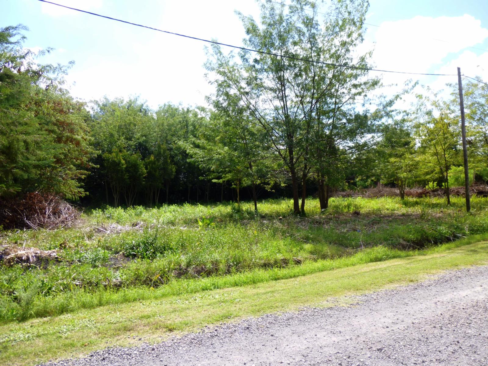 Excelente lote an zona Acceso Sur