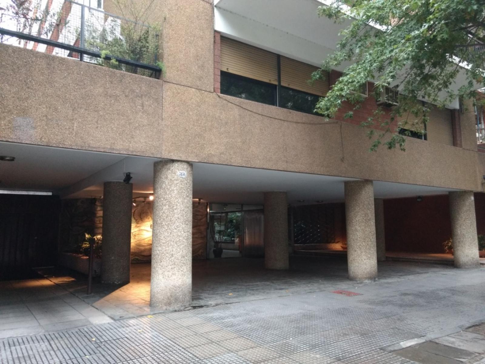 Belgrano R. -  4 ambientes - Piso alto - Luz - Cochera+Baulera - Venta Urgente