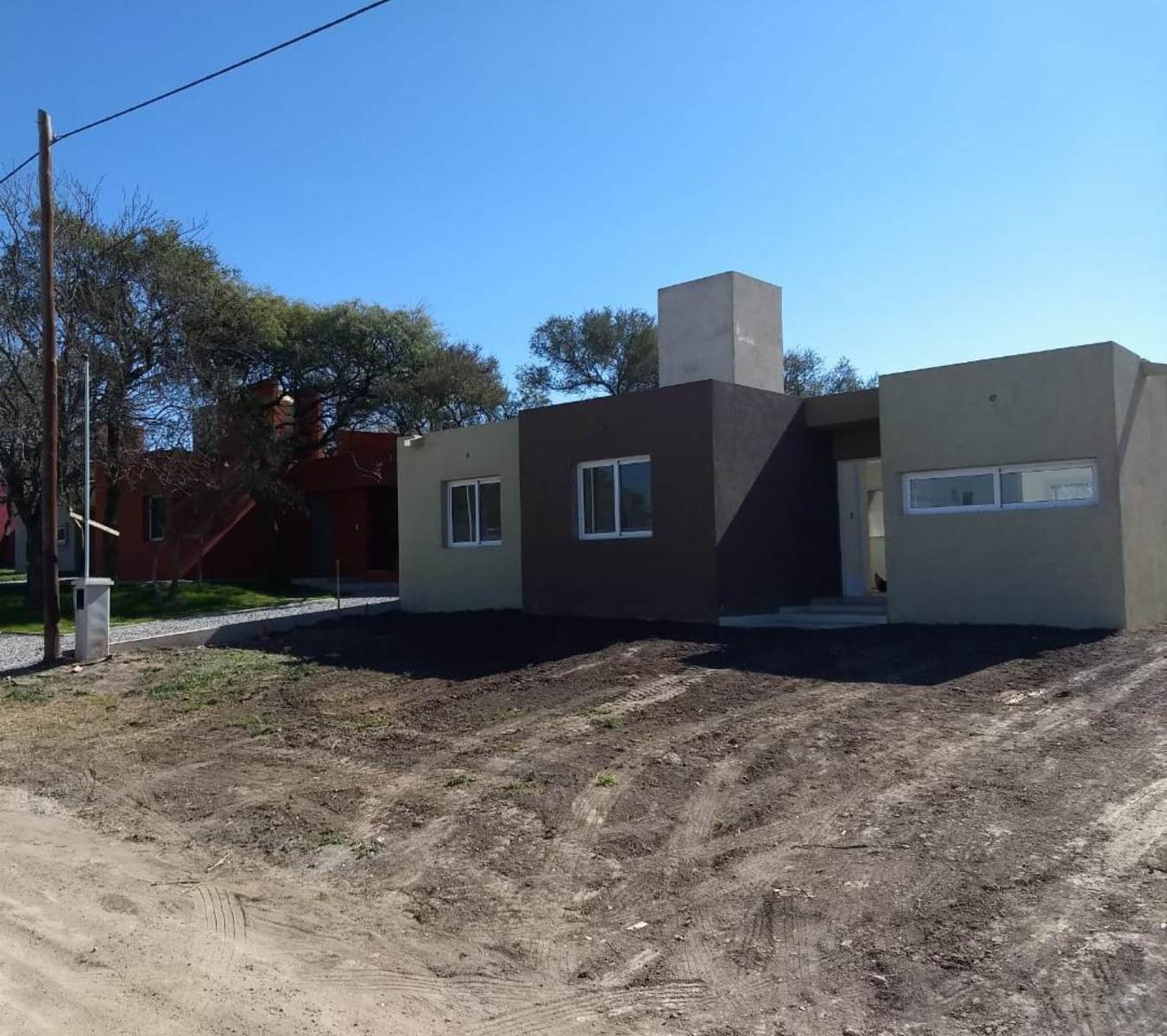 Casa en Barrio Cerrado Santa Catalina - Camino Río Ceballos - Córdoba