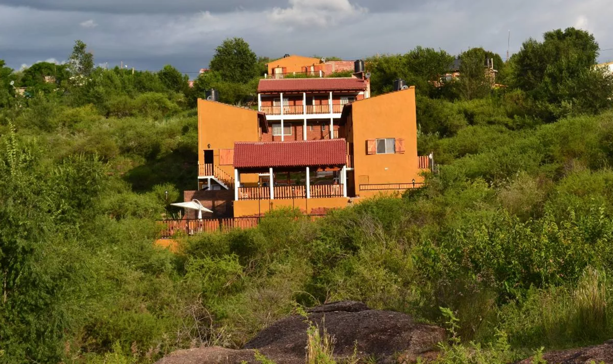 excelente complejo de cabañas en funcionamiento Siquiman Cordoba