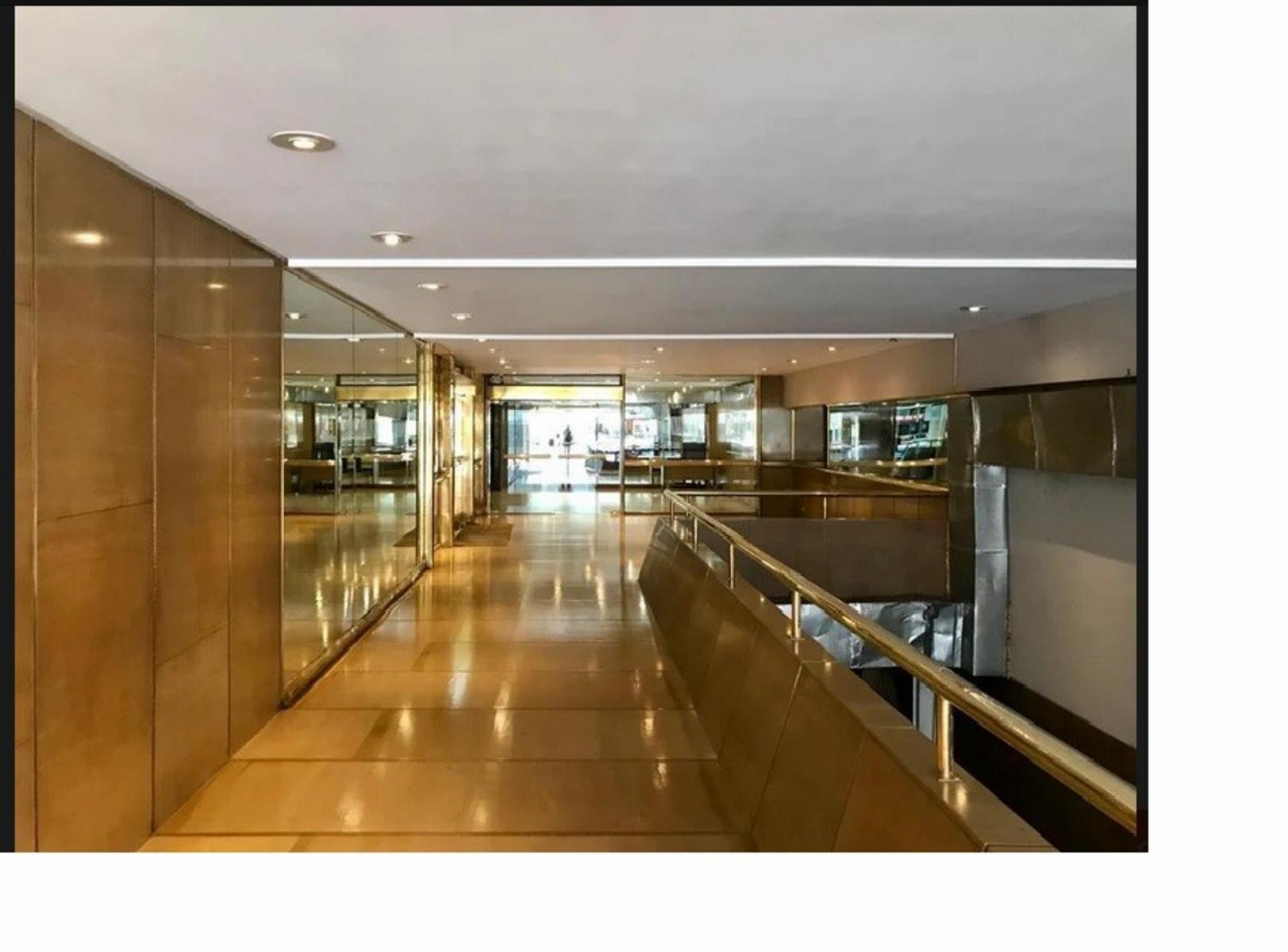 Recoleta Barrio Norte Alquiler Sin Muebles Piso Alto Vista Al Rio Cochera Balcon