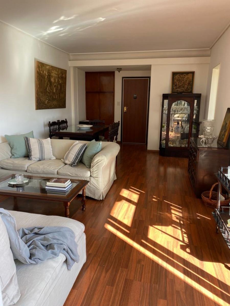 Venta Colegiales Tres Ambientes Al Frente con Balcon