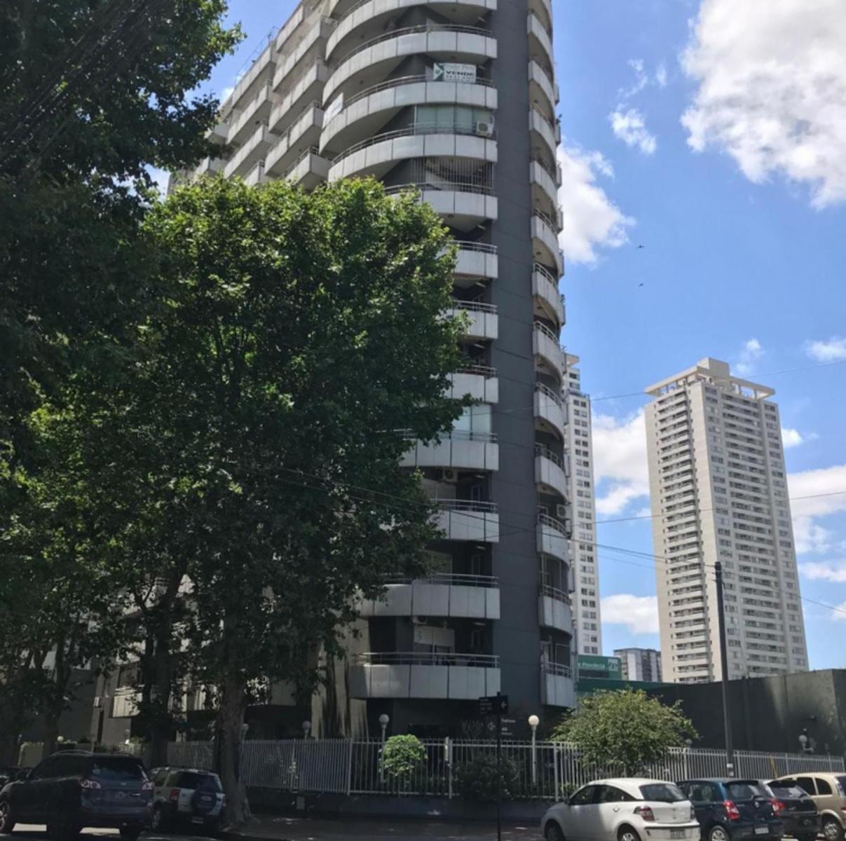 Caballito Alquiler Amplio Dos Ambientes con Balcon y Vista Abierta