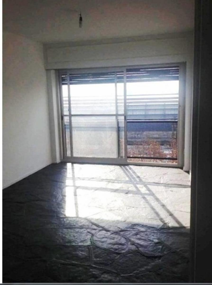 Alquiler de 3 Ambientes y Dependencia de Servicio Todo Reciclado . Rebajado $15.000