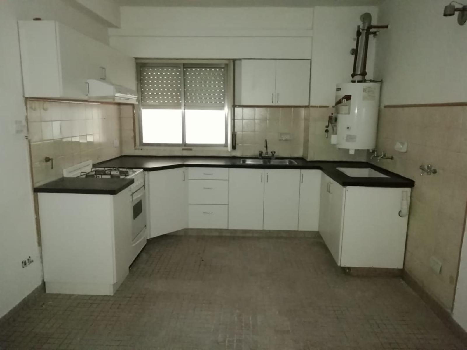 OPORTUNIDAD DPTO 3 DORMITORIOS PLENO CENTRO