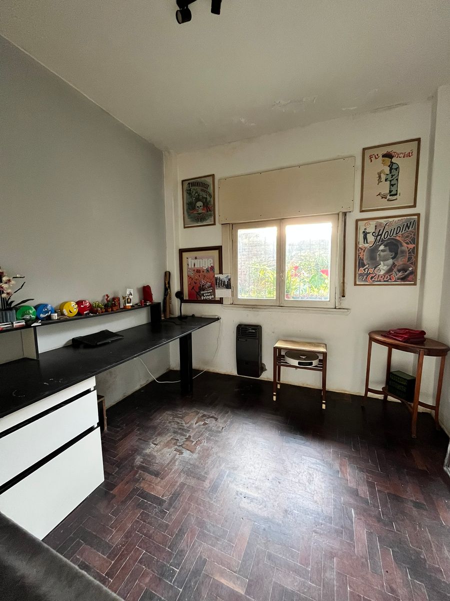 CASA 3 AMBIENTES CON PATIO