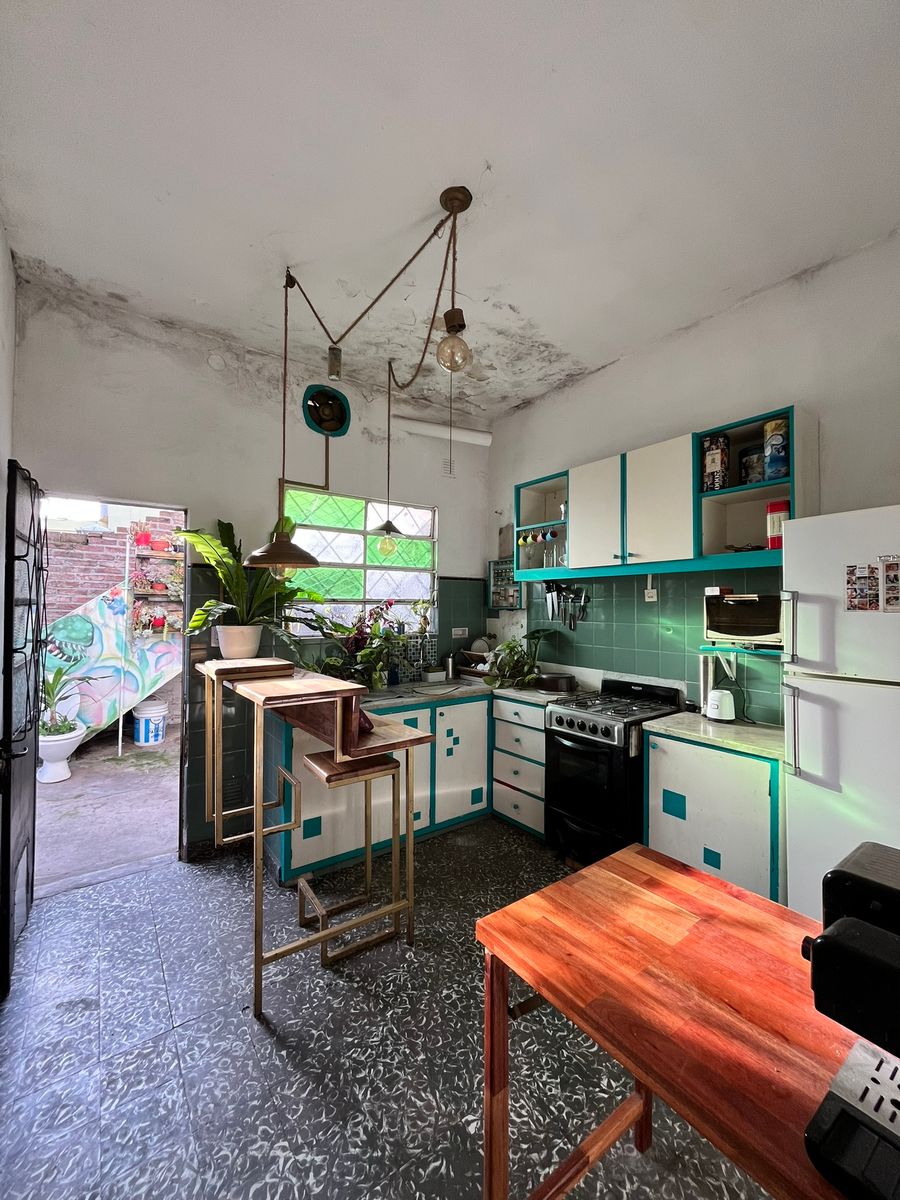 CASA 3 AMBIENTES CON PATIO