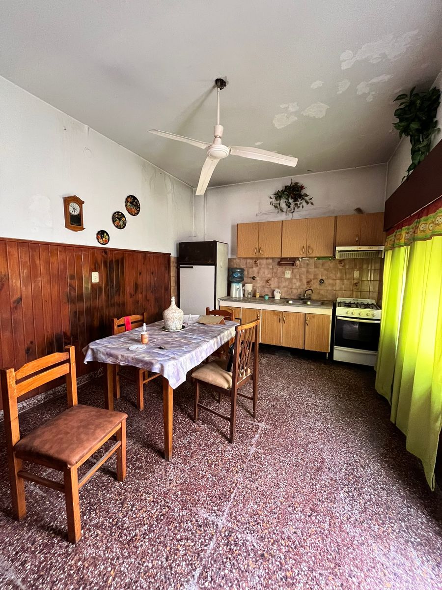 CASA EN PH 4 AMBIENTES