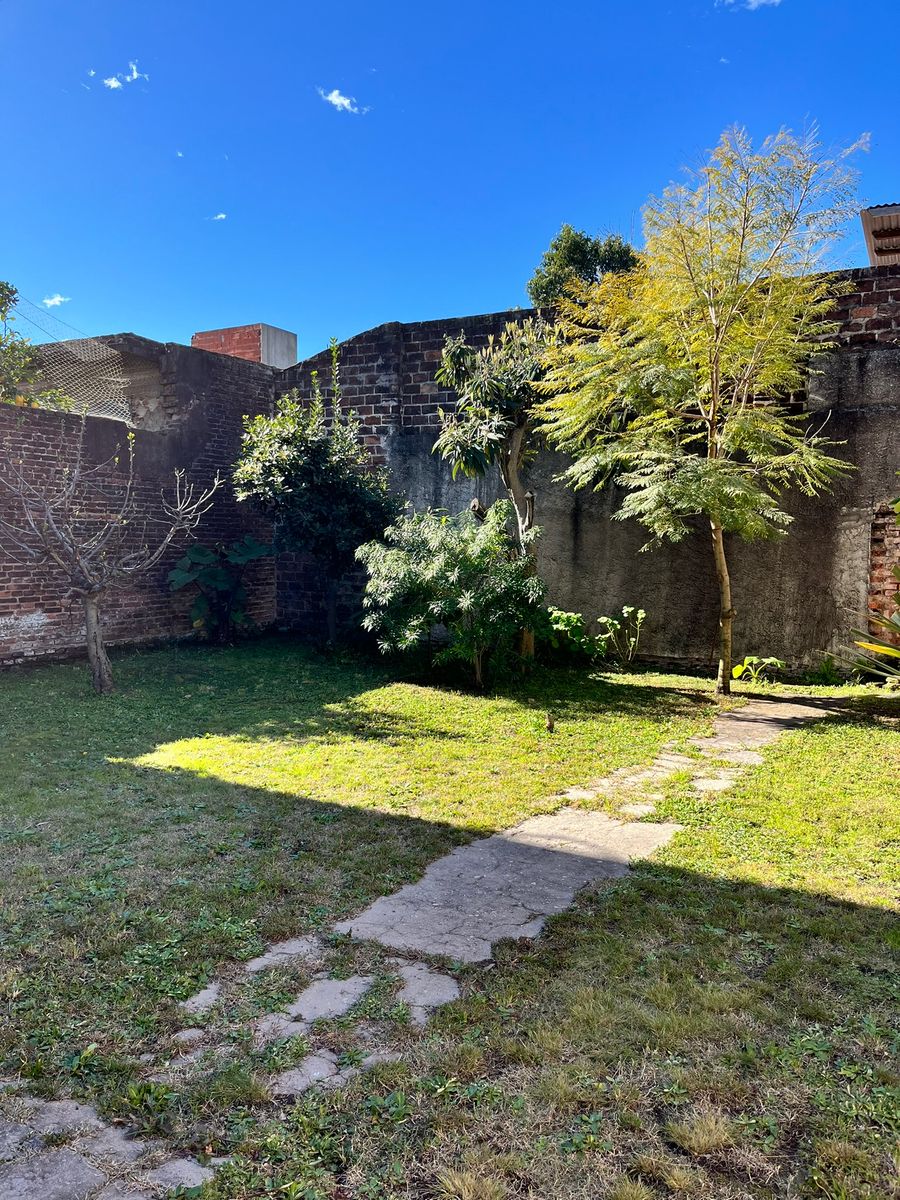 CASA 3 AMB SOBRE LOTE PROPIO