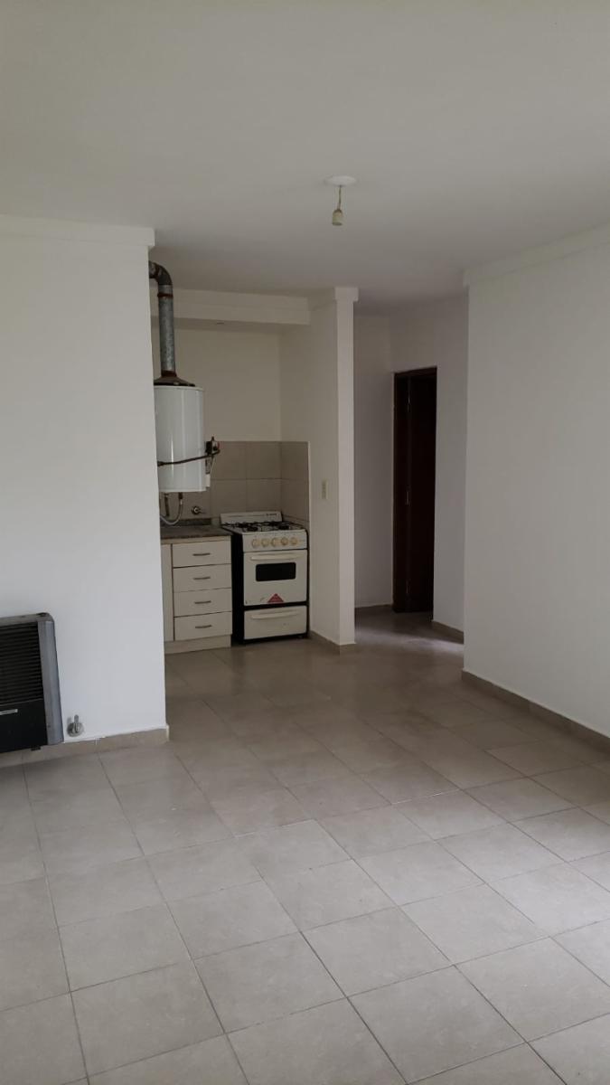 EN VENTA depto con cochera