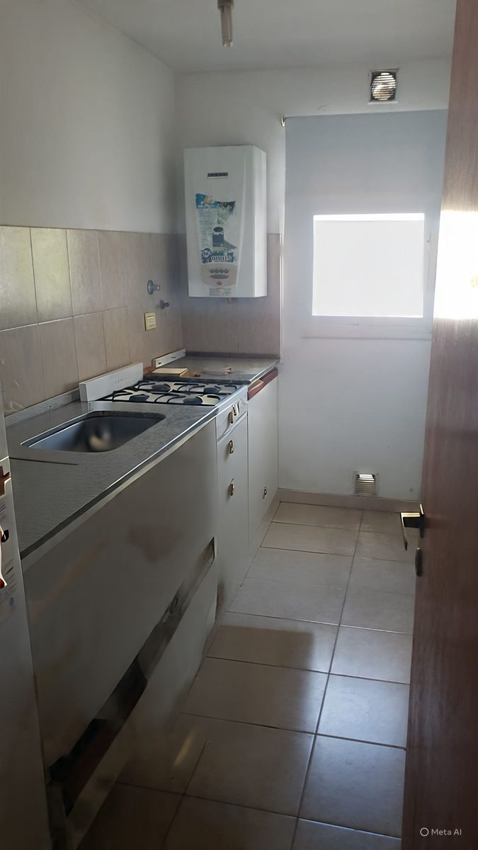 ALQUILO DEPARTAMENTO 2D CON COCHERA