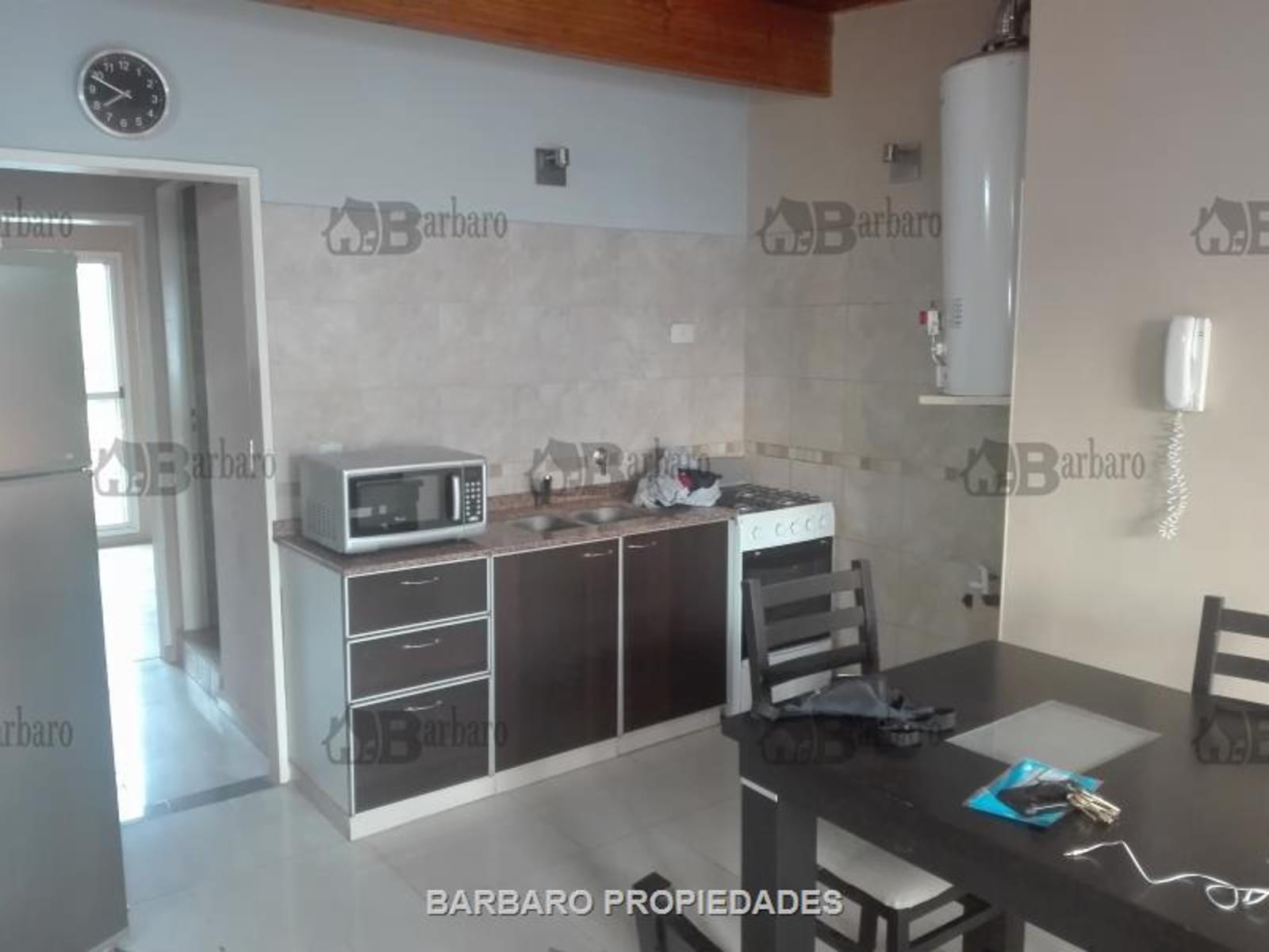 BARBARO ALQUILA DEPARTAMENTO  AMOBLADO EN SAN MARTIN CENTRO
