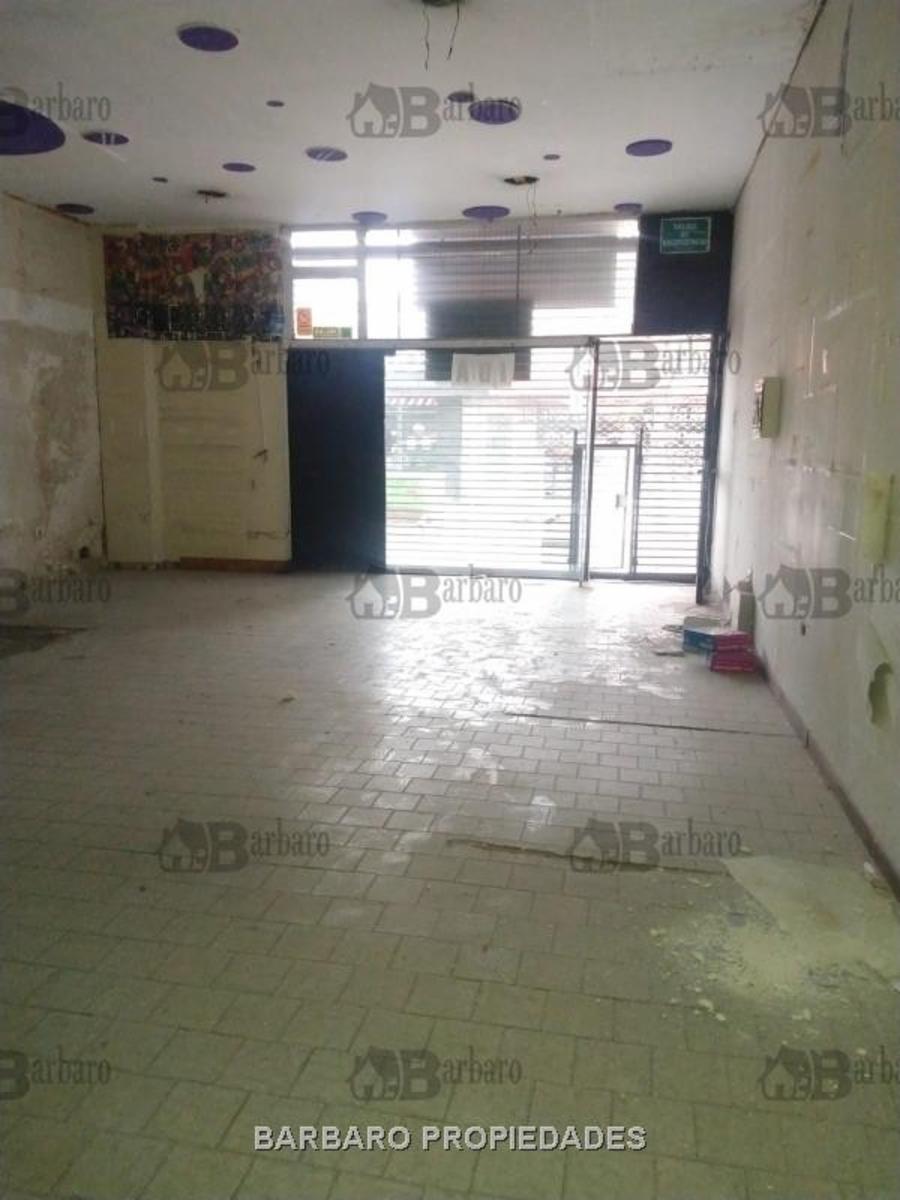 BARBARO ALQUILA LOCAL A METROS DE LA PEATONAL BELGRANO, SAN MARTIN CENTRO