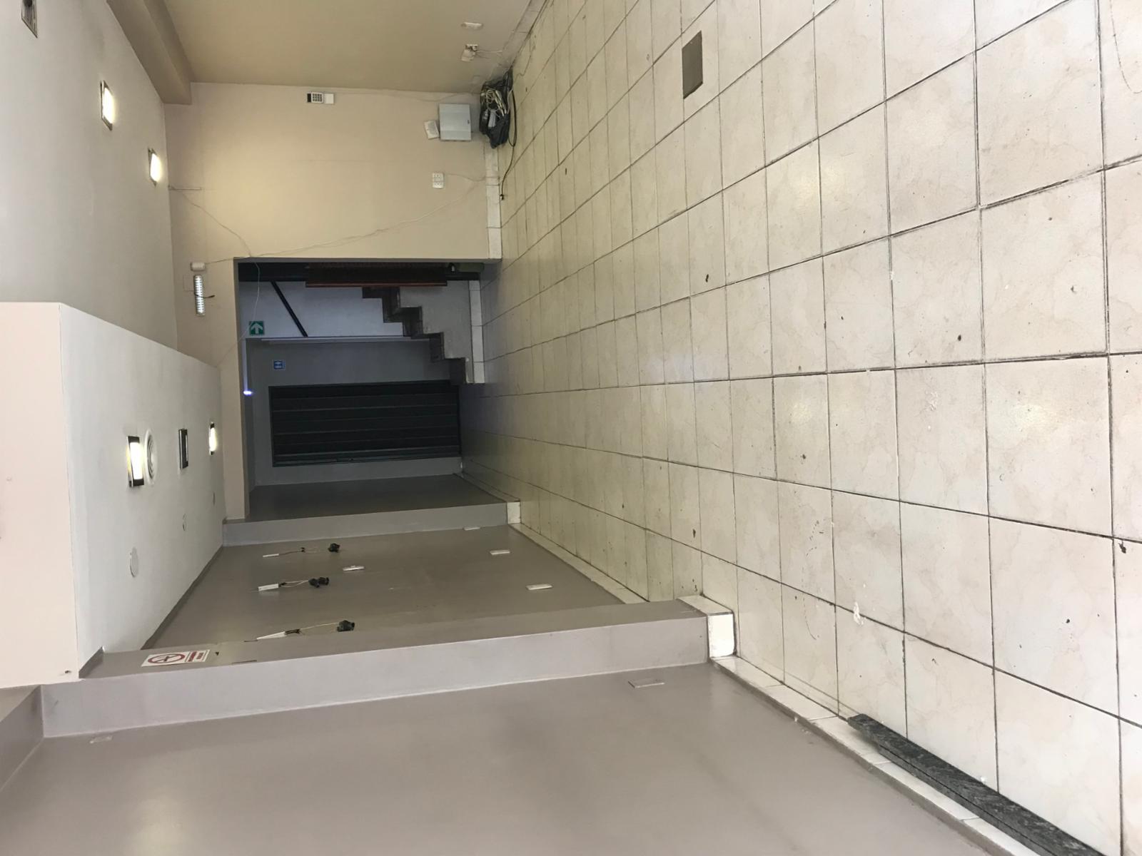 B.NORTE AMPLIO LOCAL - SANTIAGO AL 300