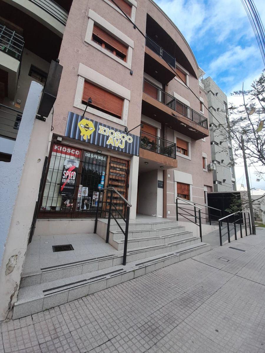DEPARTAMENTO DÚPLEX EN VENTA – 2 DORMITORIOS – UBICACIÓN CÉNTRICA