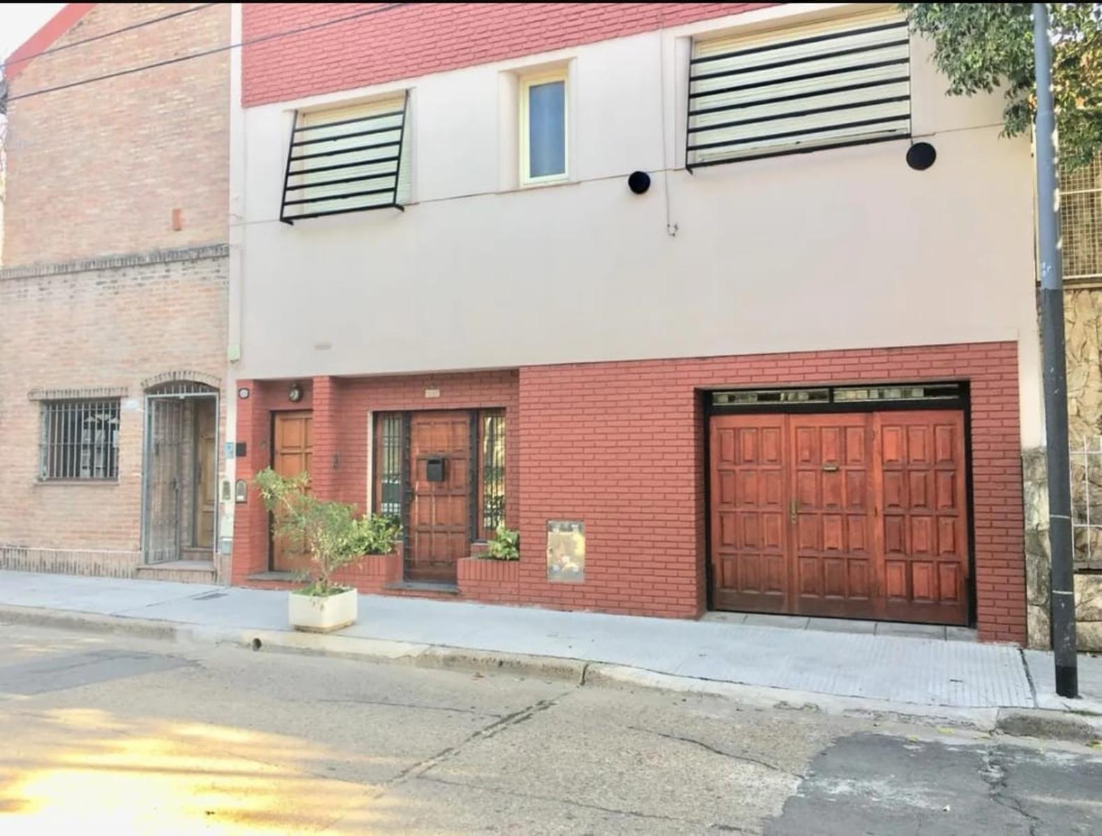 Venta PH en Villa Urquiza sin Expensas