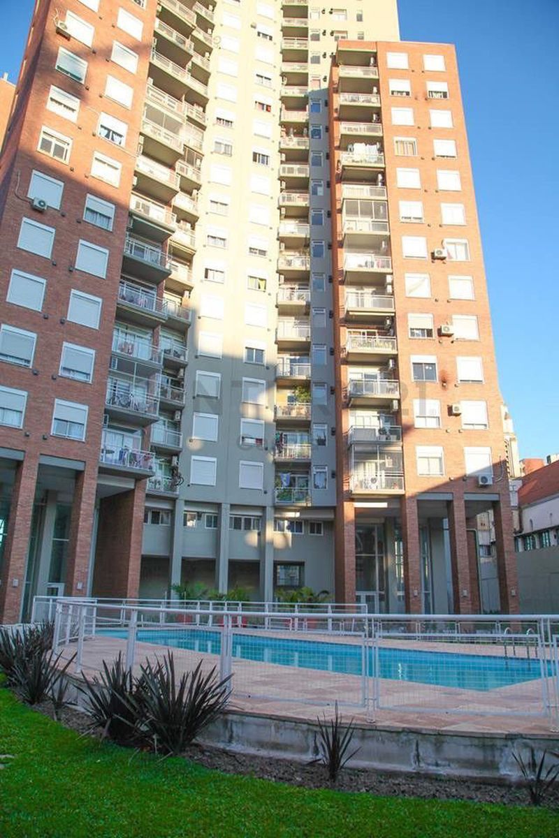 ALQUILER 2 AMPLIOS AMBIENTES EN CHACARITA, VISTA PANORAMICA PISO 28