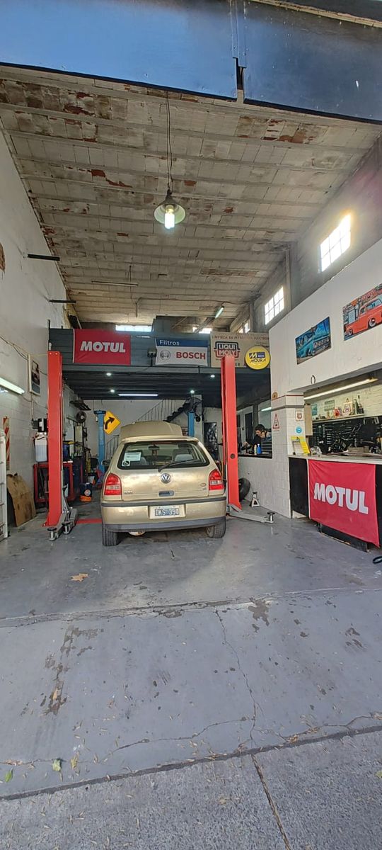 VENTA LOCAL, TALLER AUTOMOTOR HABILITADO