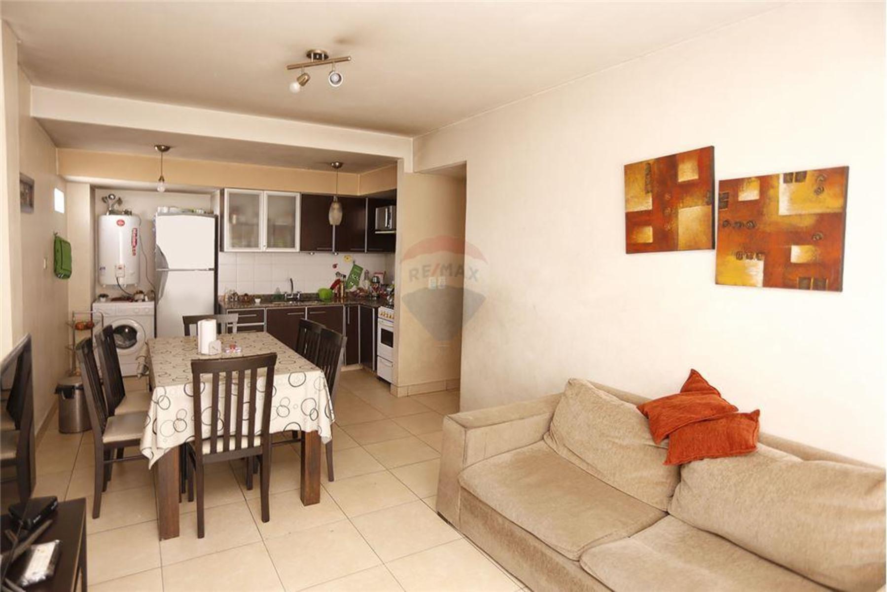 Semipiso de 3 ambientes en venta en Boedo