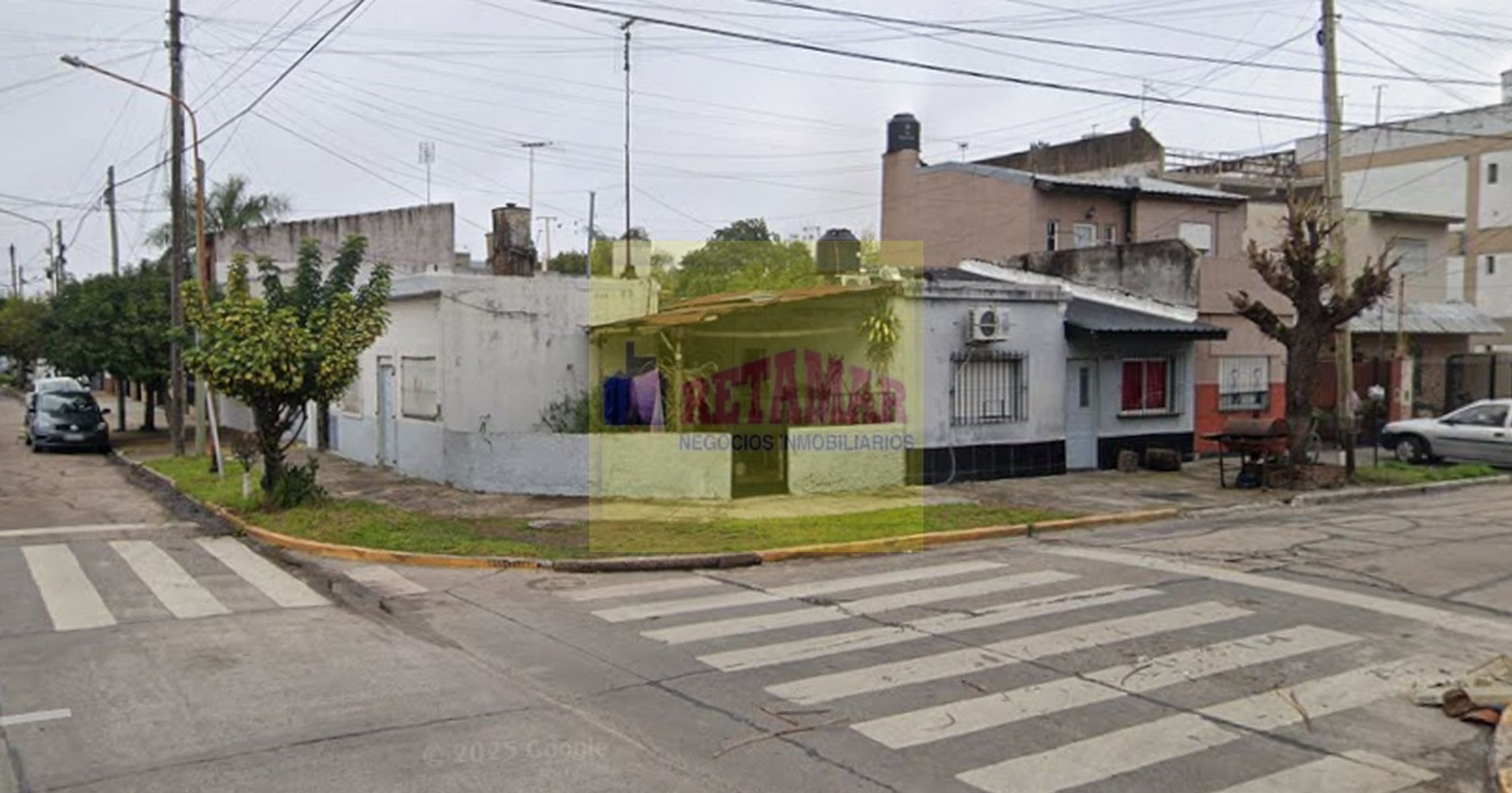 Venta de Lote en Villa Luzuriaga. Consulte