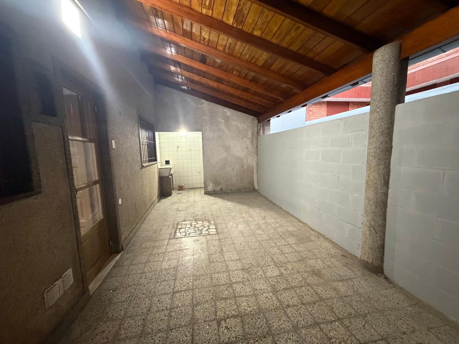 ALQUILER - Dpto 2 Amb Con Patio - San Lorenzo 5900 - Billinghurst