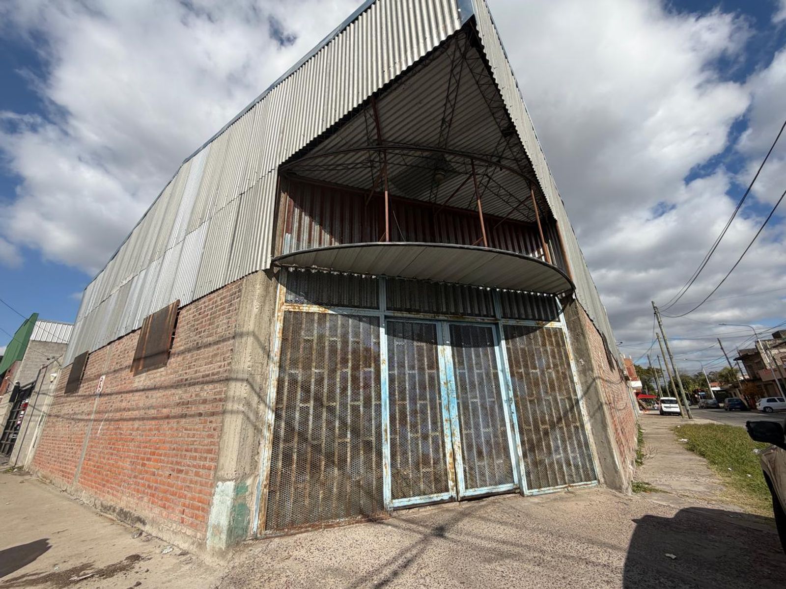 VENTA - Galpón 600 M2 - San Gerónimo Al 1000 - Villa Bosch