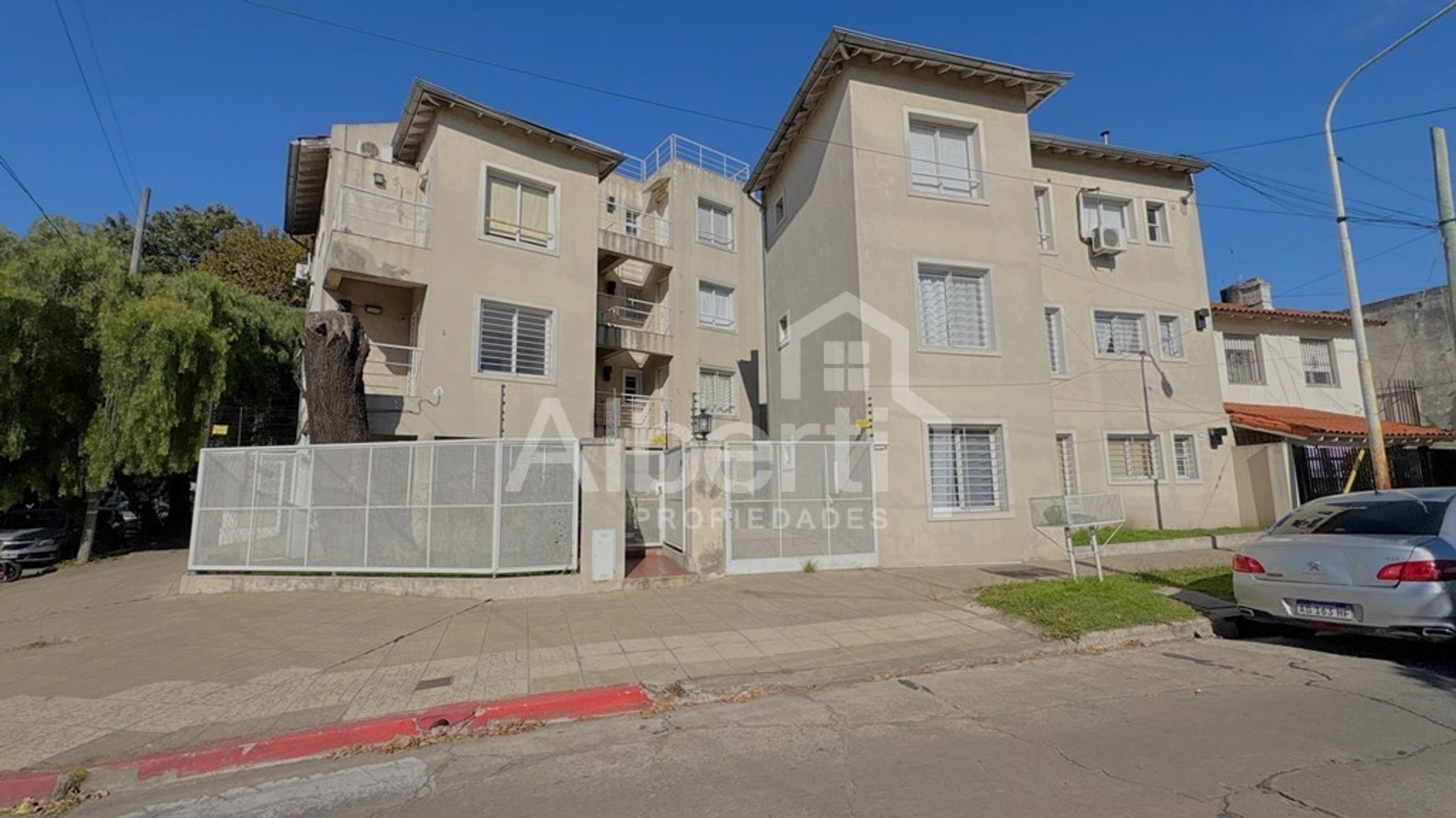 ALQUILER MONOAMBIENTE EN HAEDO NORTE.